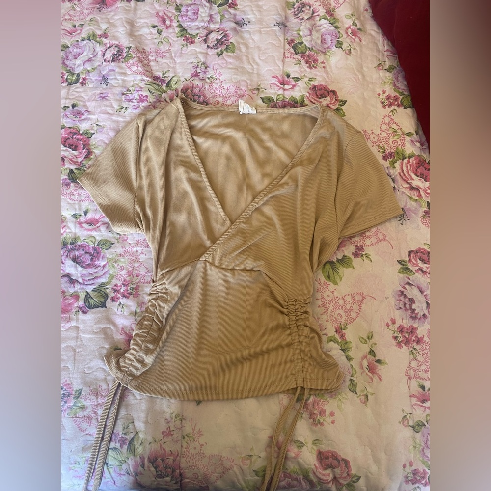 1X tan blouse